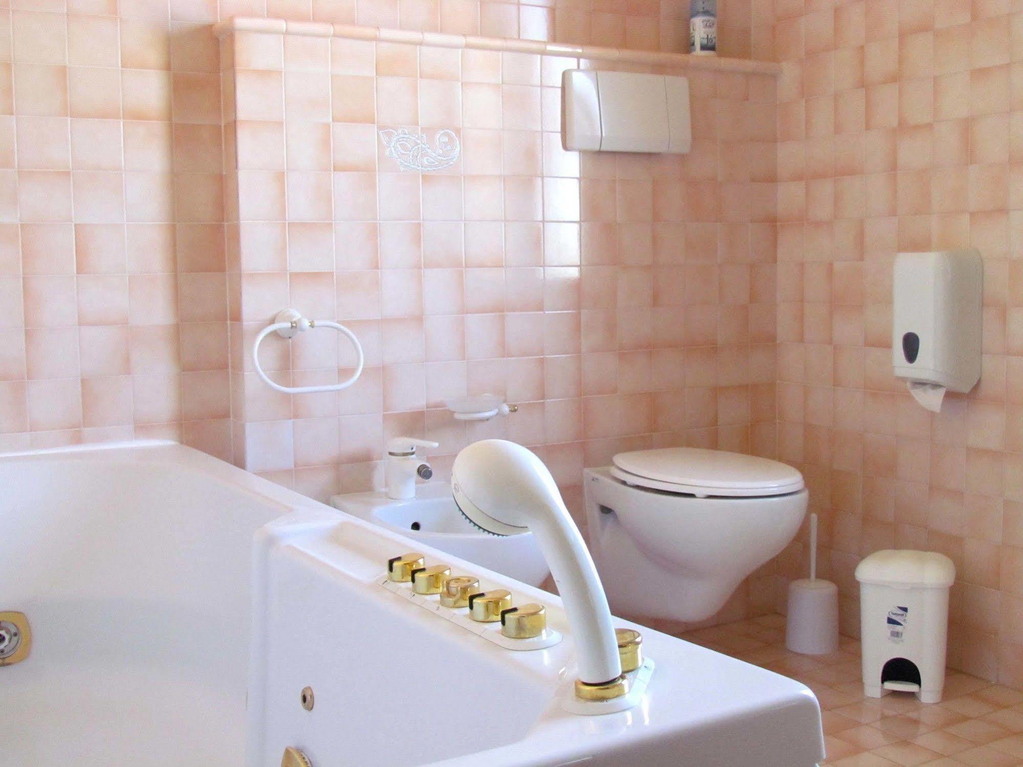 Agriturismo Ca' Alleata Caorle Bagian luar foto